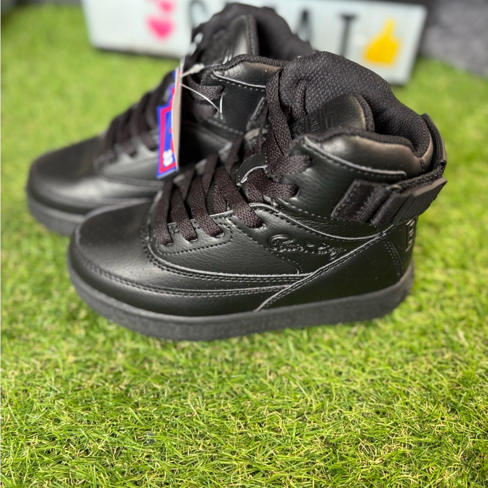 Sleek Black‎ Kids' High-Top Sneakers